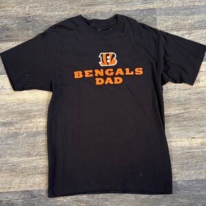 Reebok Black and Orange Short Sleeve Tee